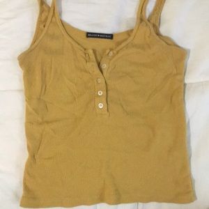 Brandy Melville shirt